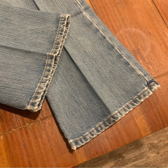 Abercrombie & Fitch Women’s 1892 High Rise Button Fly Distressed Jeans Size 8L - Picture 4 of 10